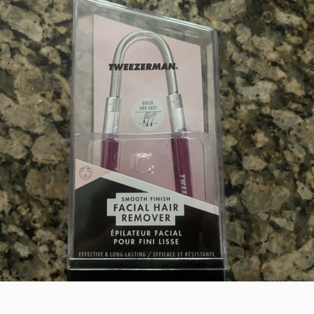 Tweezerman Facial Hair Remover - Pink